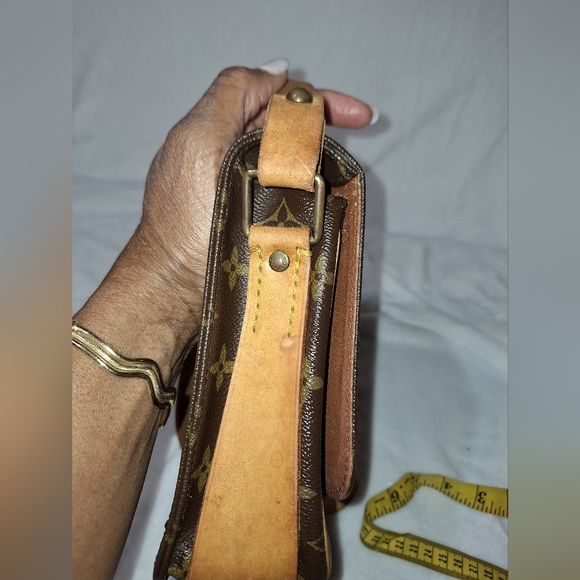 Louis Vuitton Cartouchiere MM - Picture 4 of 11